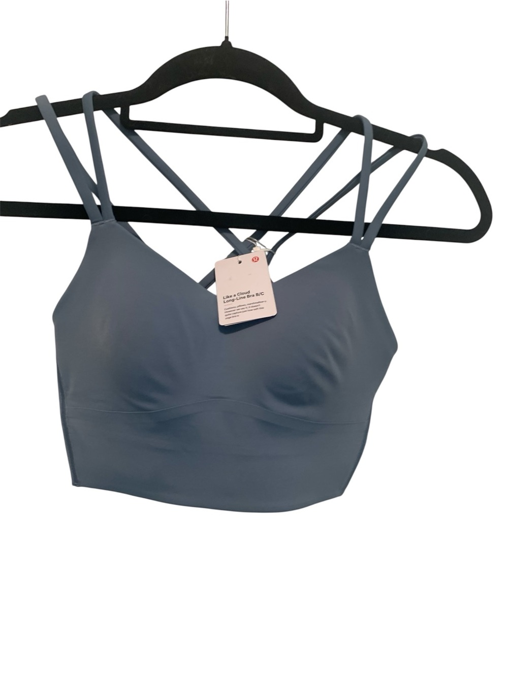 30. NWT Lululemon like a cloud long-line bra B/C Size: 4